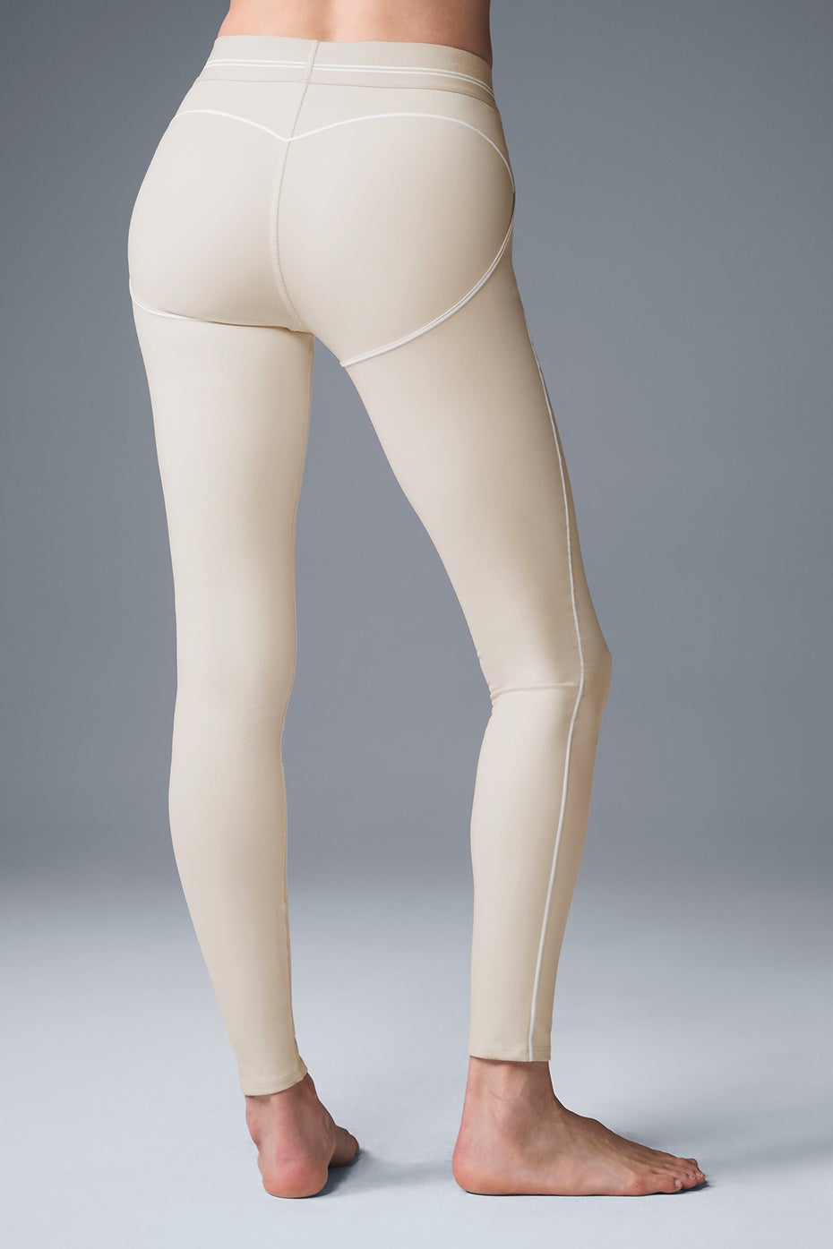 Airbrush High-Waist Heart Throb Legging - Oat Milk