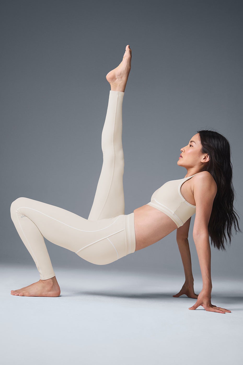 Airbrush High-Waist Heart Throb Legging - Oat Milk