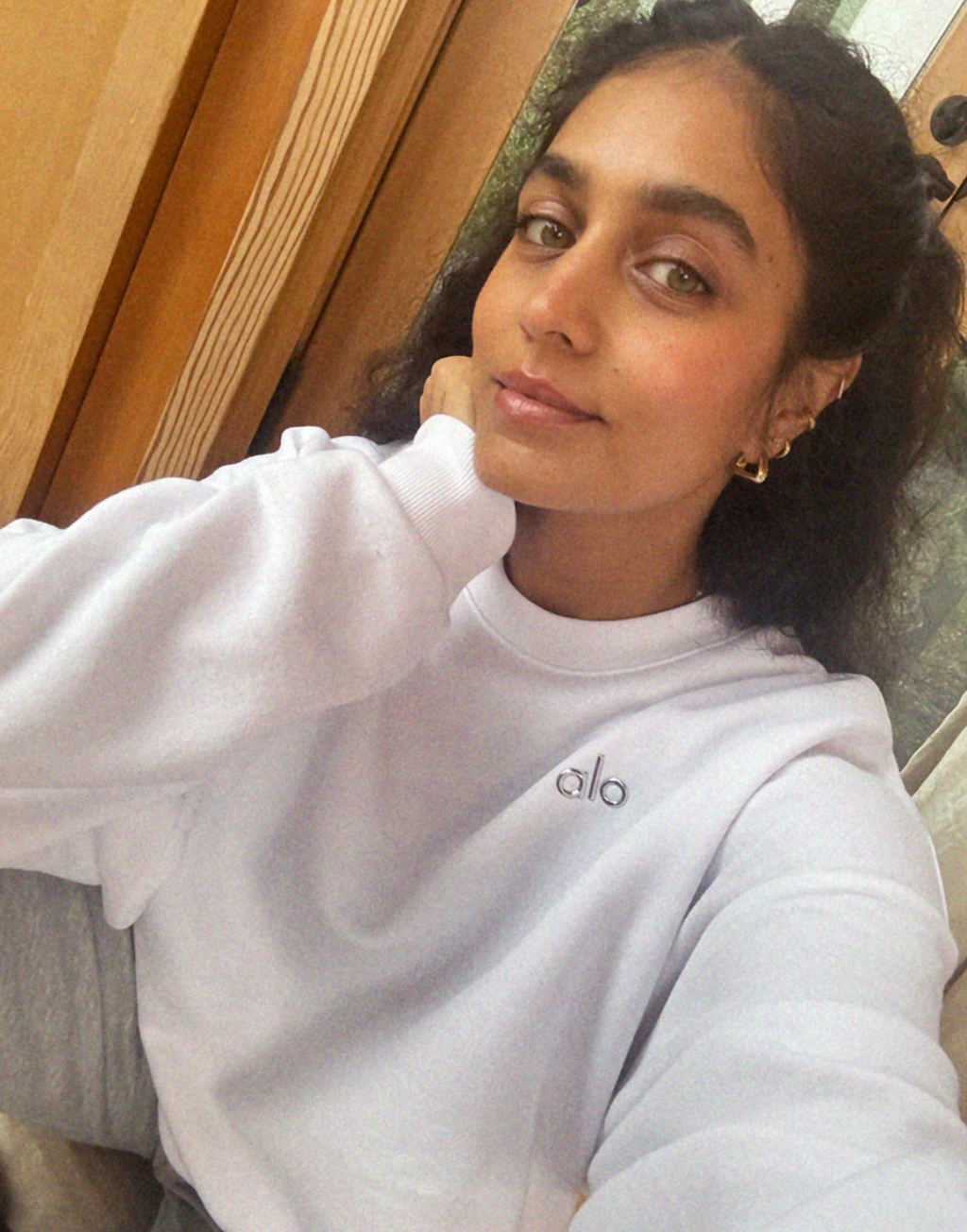 Accolade Crew Neck Pullover - White