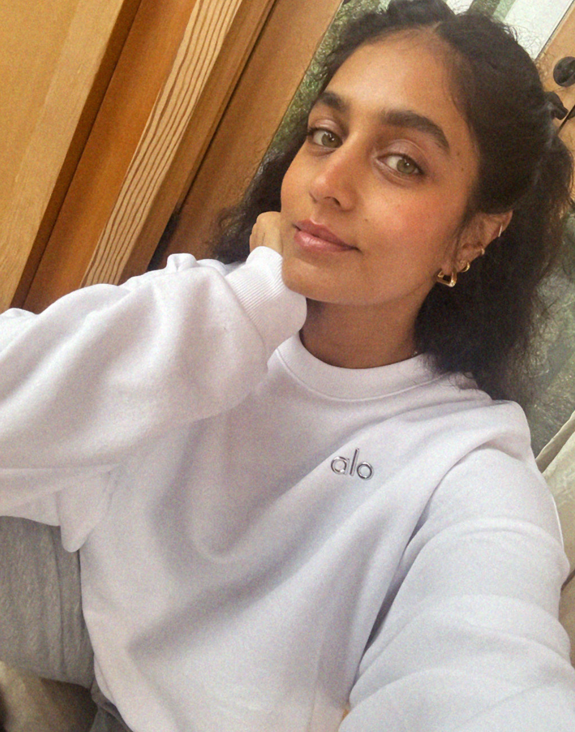 Accolade Crew Neck Pullover - White